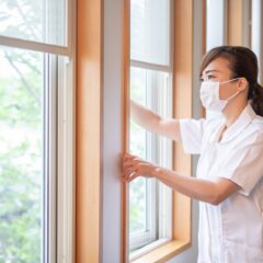 新型コロナウイルスにマスクは有効か？