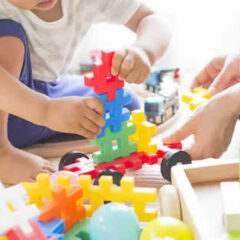 プラスチックおもちゃの除菌方法～事例を元にした電子レンジ・食洗機・スプレーを使った併用アイデア